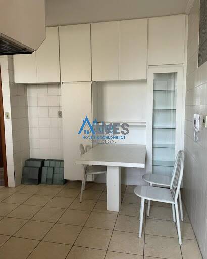 Apartamento à venda com 3 quartos, 120m² - Foto 10