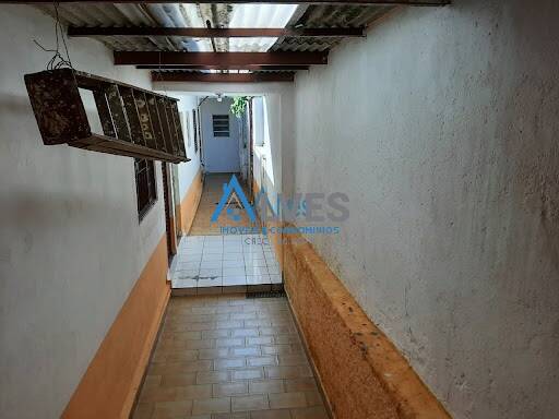 Casa à venda com 2 quartos, 100m² - Foto 12