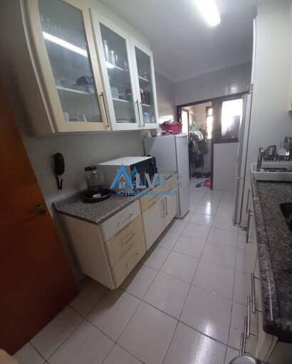 Apartamento à venda com 3 quartos, 125m² - Foto 28