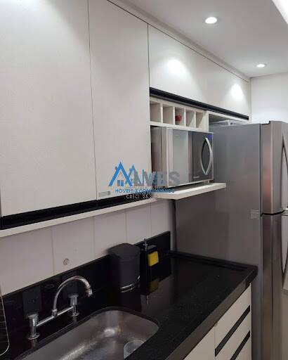 Apartamento à venda com 2 quartos, 65m² - Foto 18