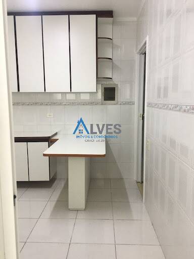 Apartamento à venda com 2 quartos, 55m² - Foto 15