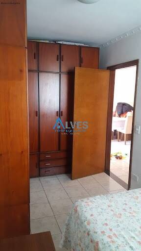 Apartamento à venda com 2 quartos, 64m² - Foto 9