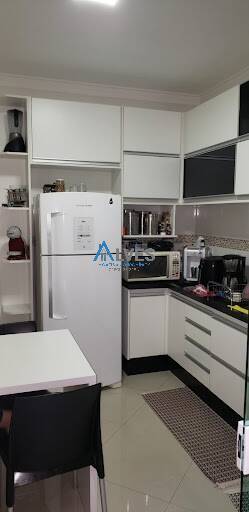 Sobrado à venda com 4 quartos, 170m² - Foto 1