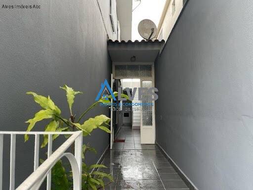 Sobrado à venda com 3 quartos, 200m² - Foto 9