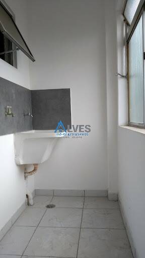 Apartamento à venda com 2 quartos, 63m² - Foto 5