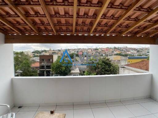 Sobrado à venda com 3 quartos, 200m² - Foto 8