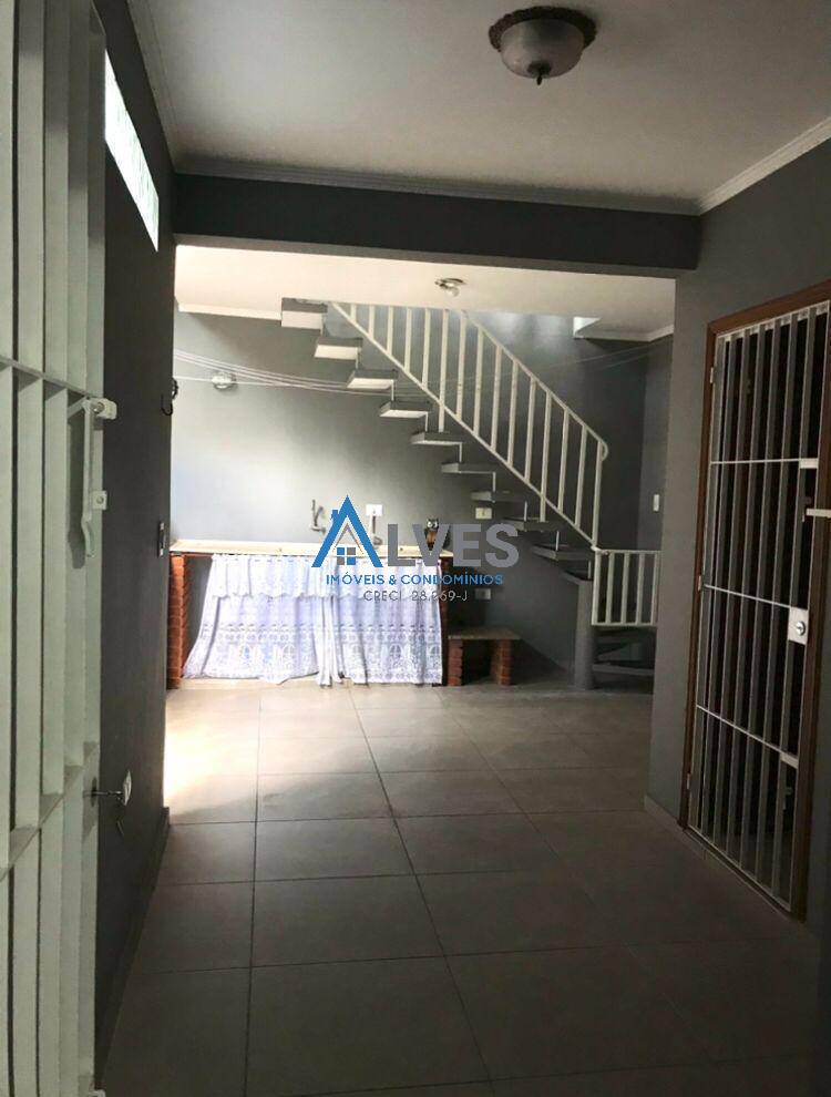 Sobrado à venda com 5 quartos, 260m² - Foto 4