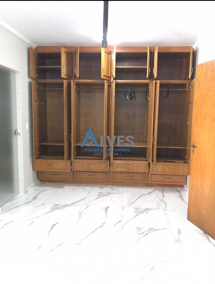 Sobrado à venda com 5 quartos, 260m² - Foto 26