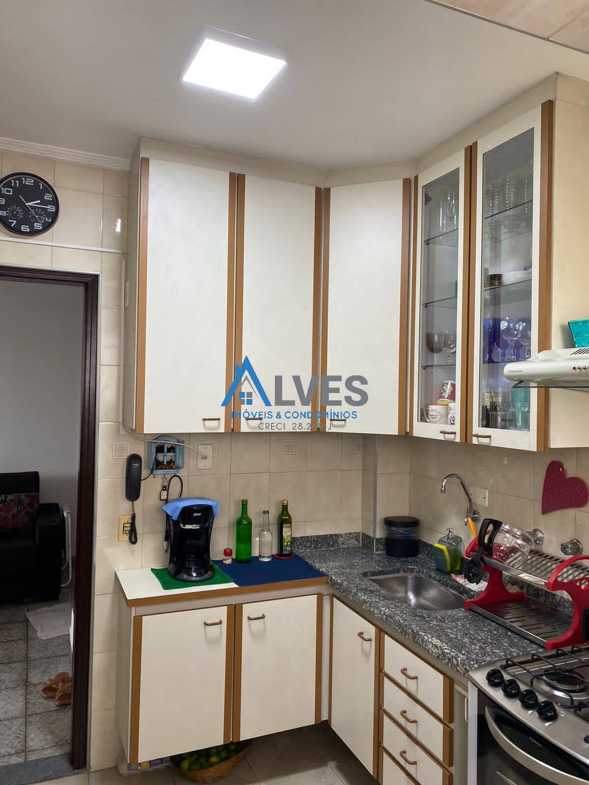 Apartamento à venda com 2 quartos, 130m² - Foto 11