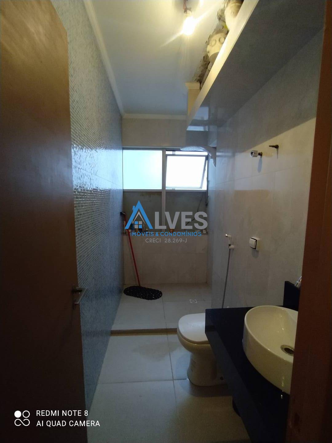 Apartamento à venda com 2 quartos, 90m² - Foto 2