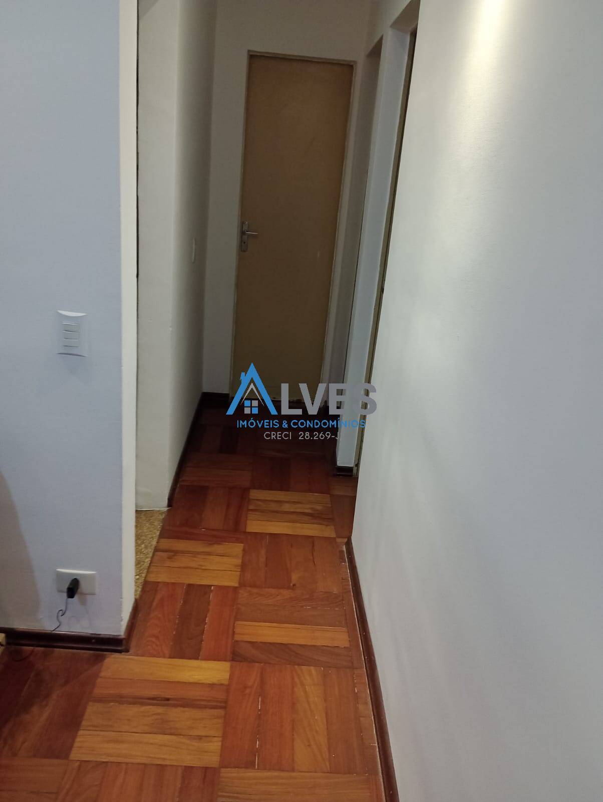 Apartamento à venda com 2 quartos, 60m² - Foto 5