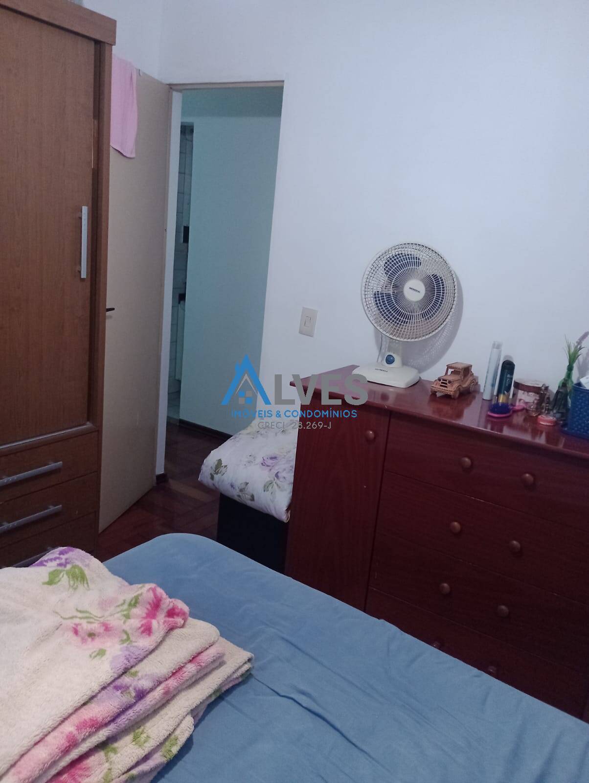 Apartamento à venda com 2 quartos, 60m² - Foto 13