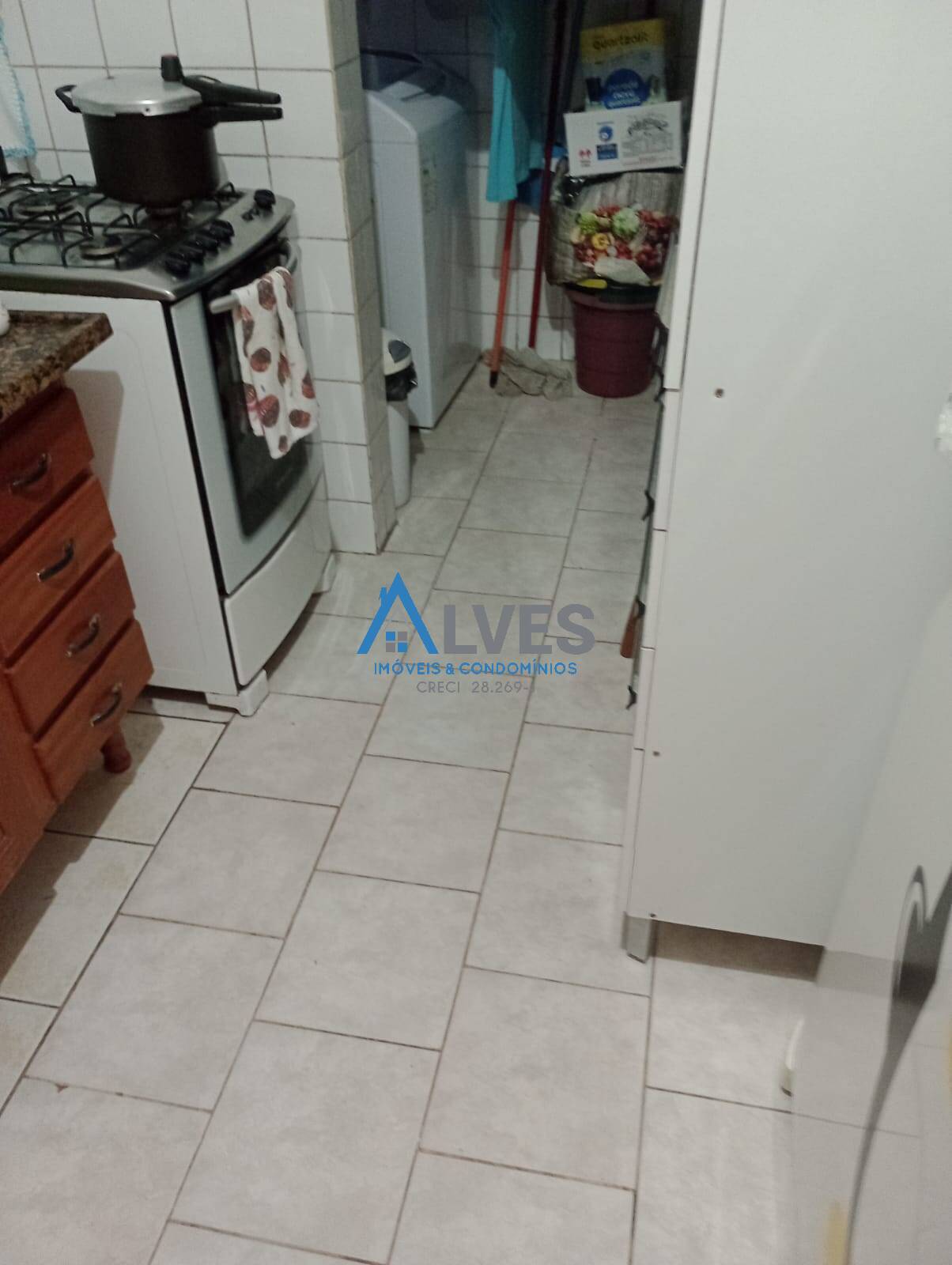 Apartamento à venda com 2 quartos, 60m² - Foto 17