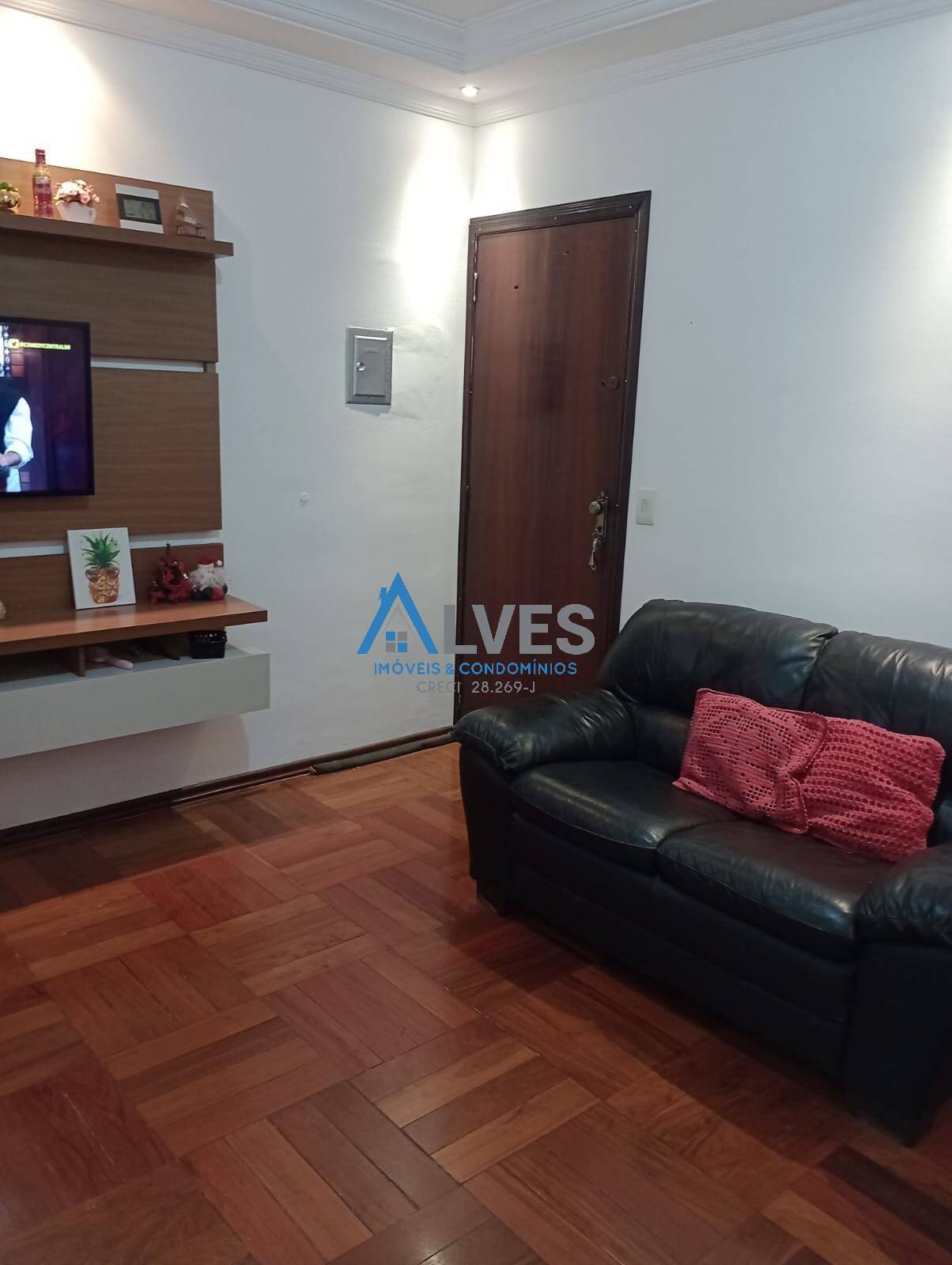 Apartamento à venda com 2 quartos, 60m² - Foto 3