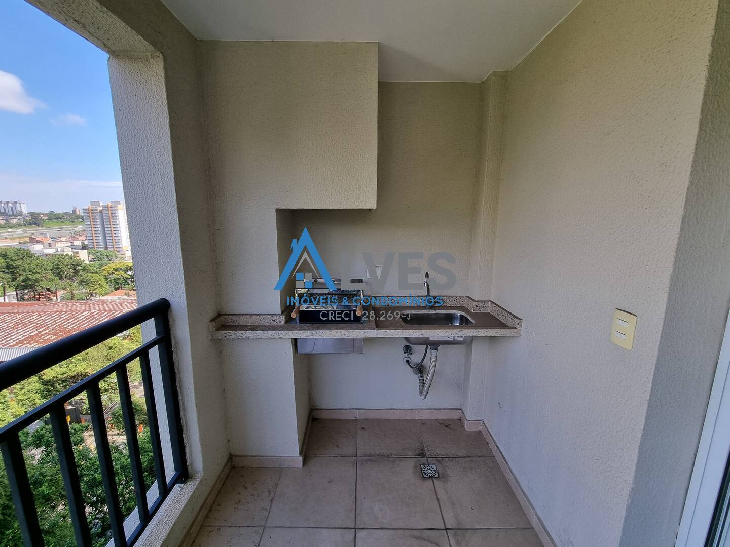 Apartamento à venda com 2 quartos, 66m² - Foto 3