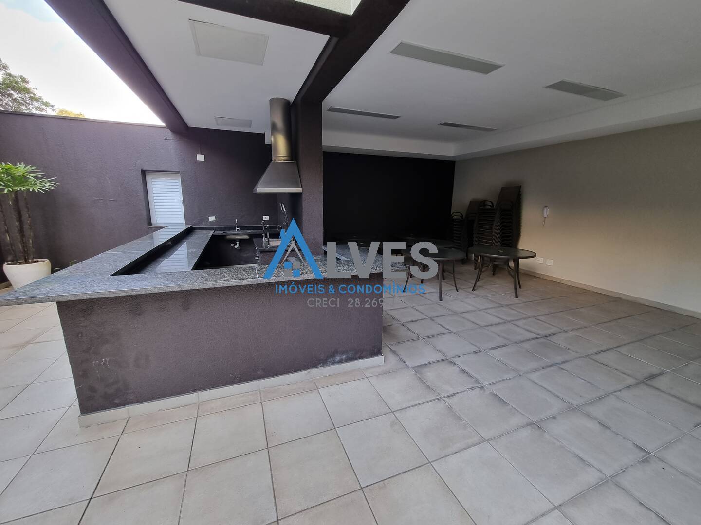 Apartamento à venda com 2 quartos, 66m² - Foto 37