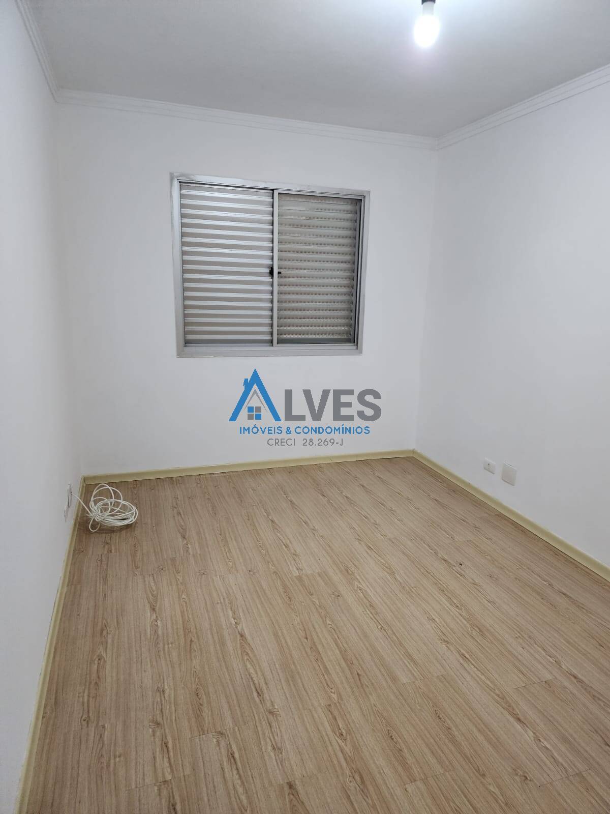 Apartamento à venda com 2 quartos, 70m² - Foto 9