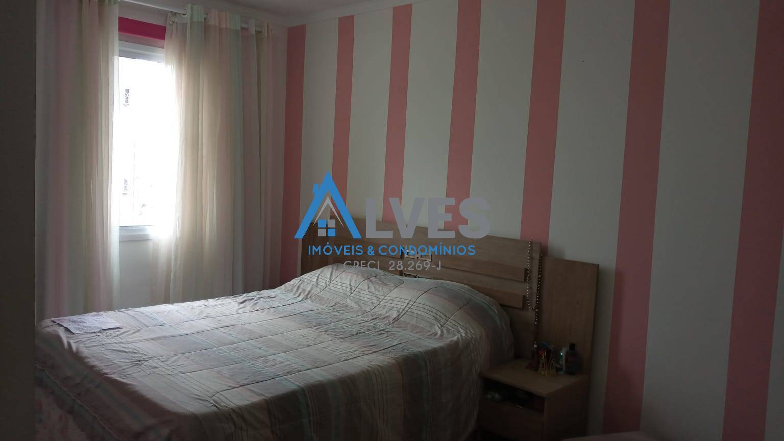 Apartamento à venda com 2 quartos, 49m² - Foto 2