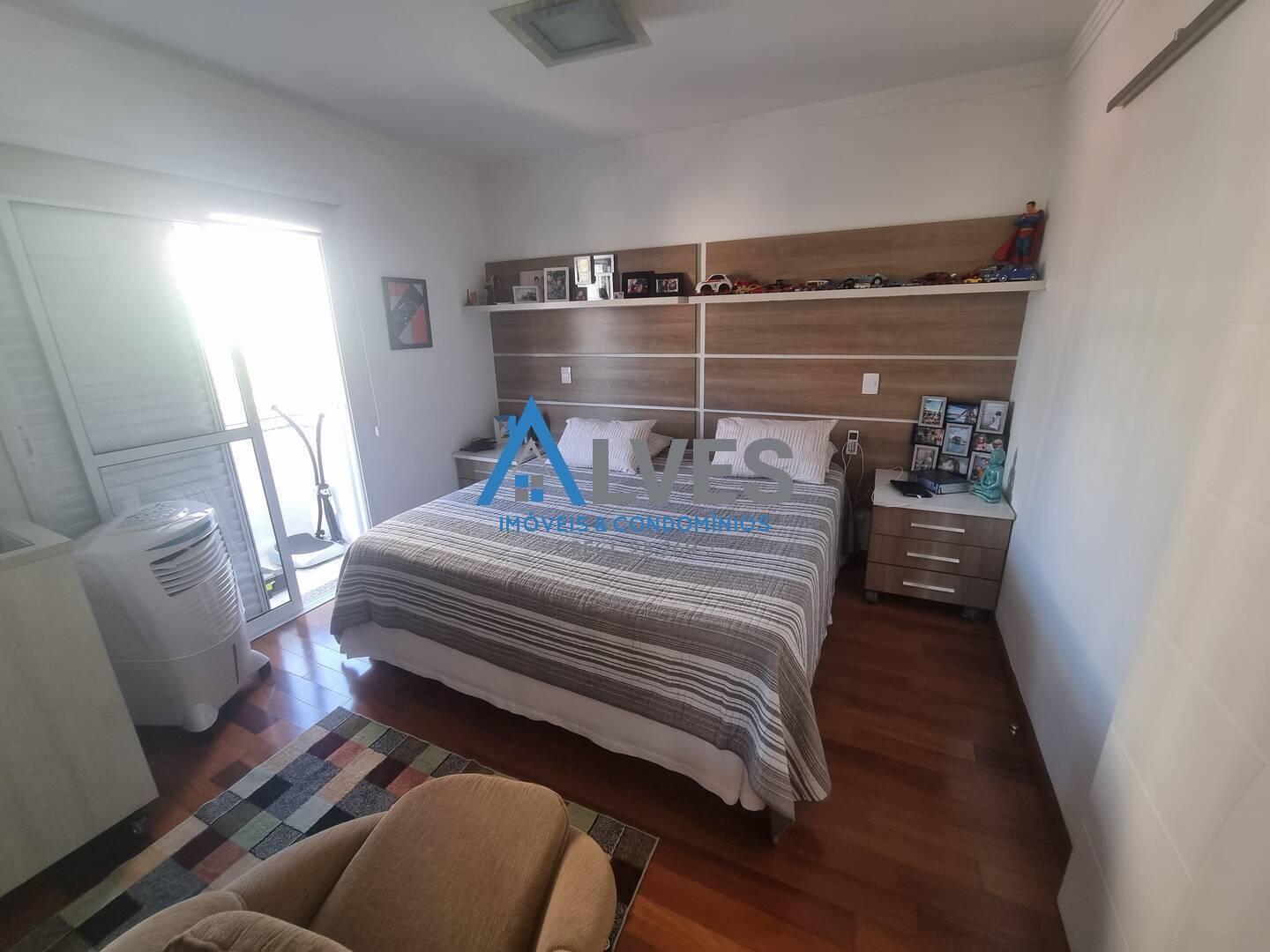 Apartamento à venda com 3 quartos, 110m² - Foto 5