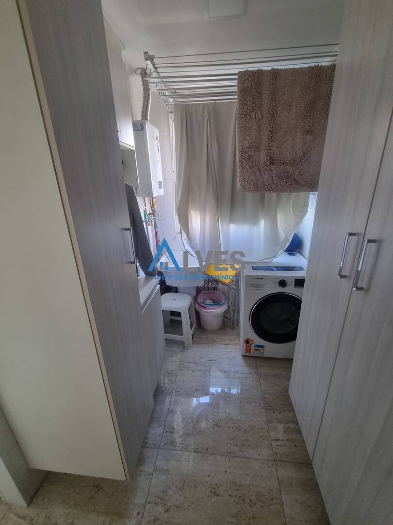 Apartamento à venda com 3 quartos, 110m² - Foto 19