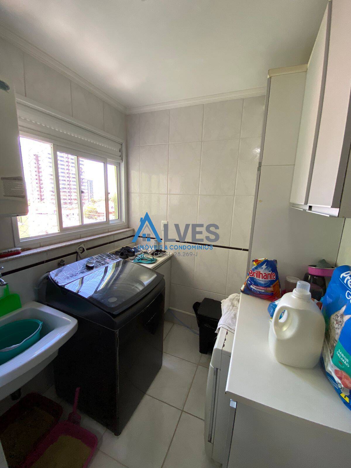 Apartamento à venda com 3 quartos, 103m² - Foto 3