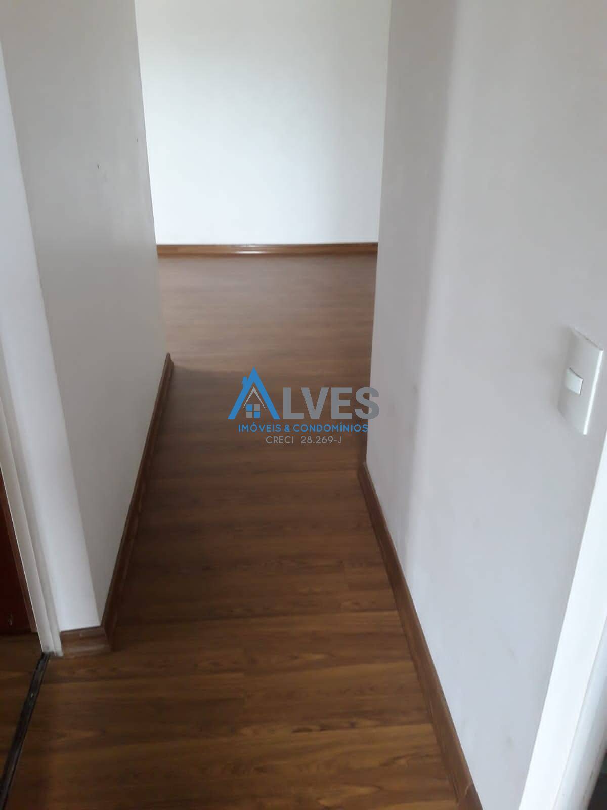 Apartamento à venda com 3 quartos, 62m² - Foto 2