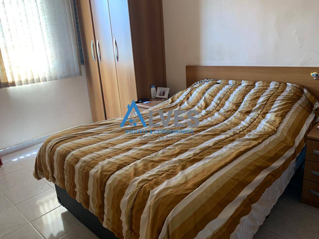 Apartamento à venda com 2 quartos, 70m² - Foto 10