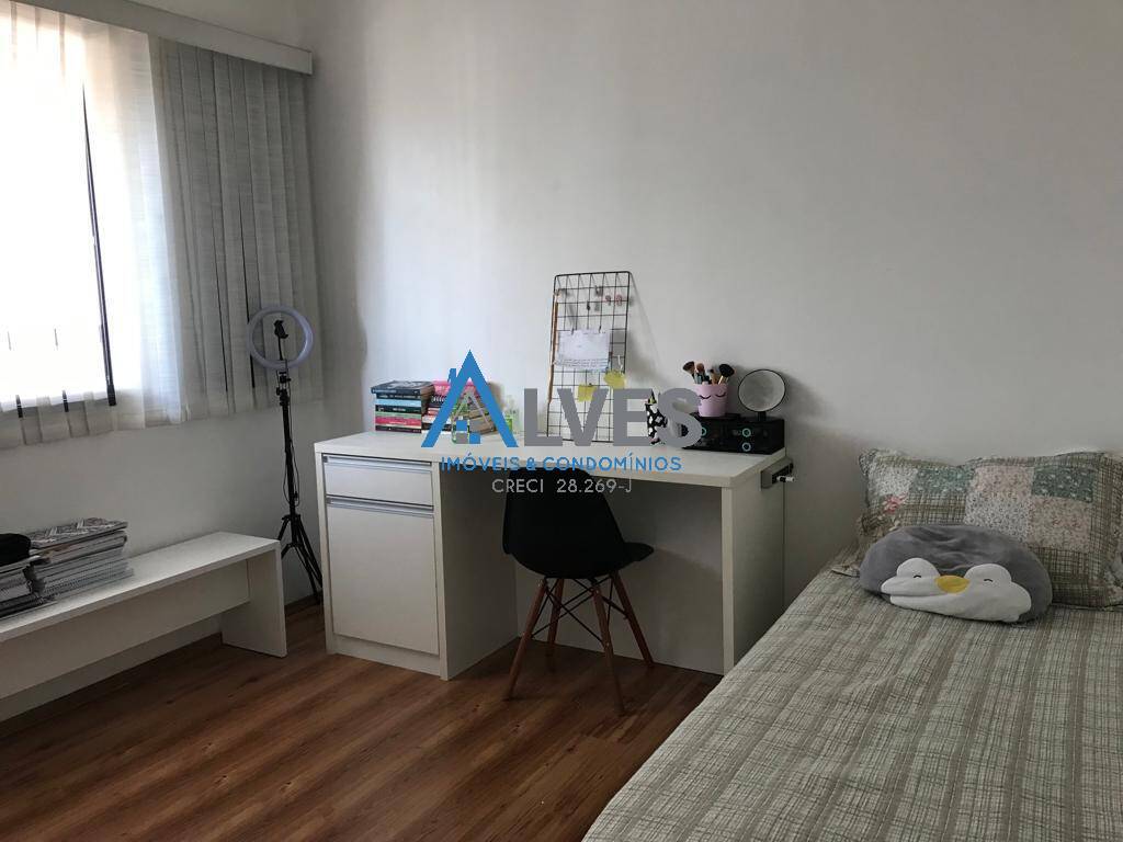 Apartamento à venda com 3 quartos, 130m² - Foto 17