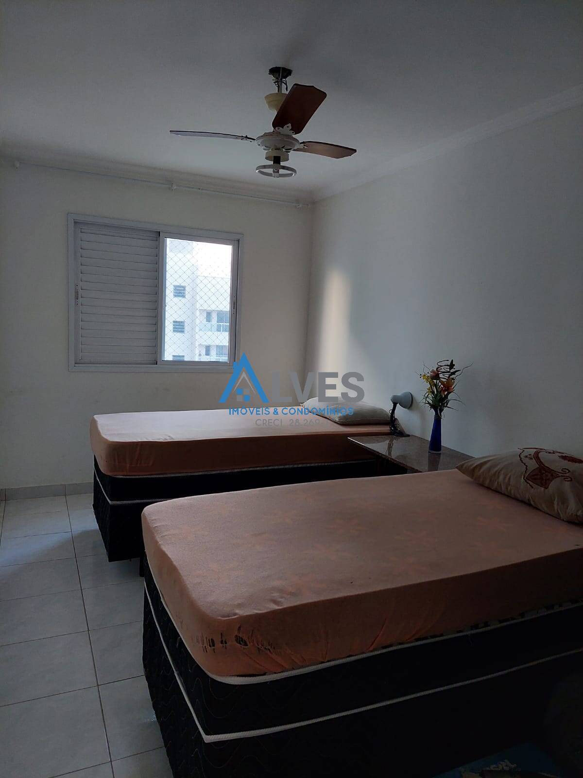 Apartamento à venda com 2 quartos, 63m² - Foto 10