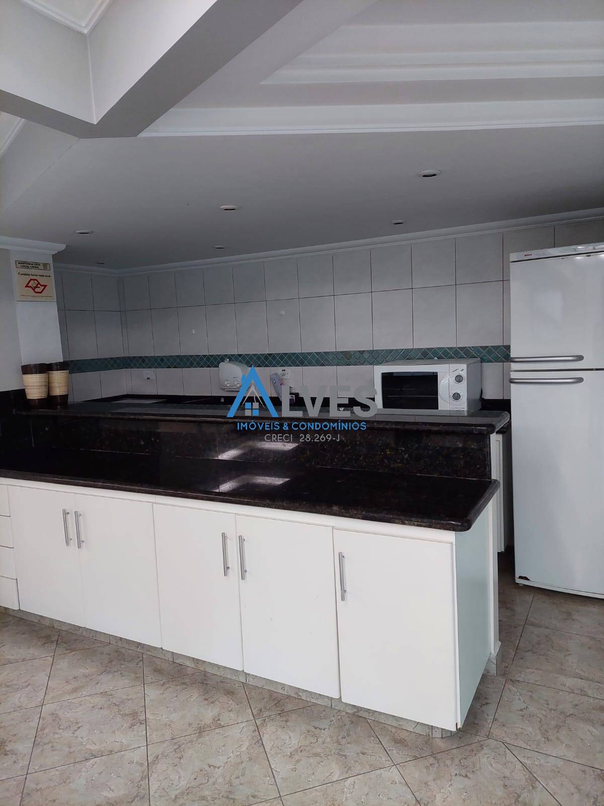 Apartamento à venda com 2 quartos, 63m² - Foto 18