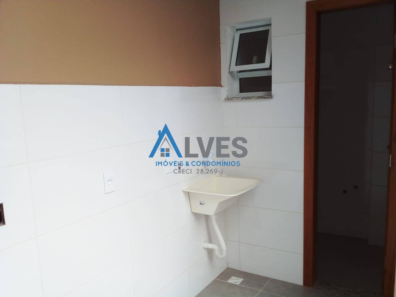 Apartamento à venda com 2 quartos, 90m² - Foto 2