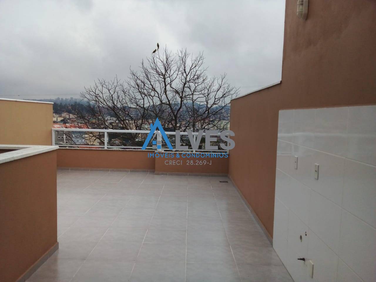 Apartamento à venda com 2 quartos, 90m² - Foto 3