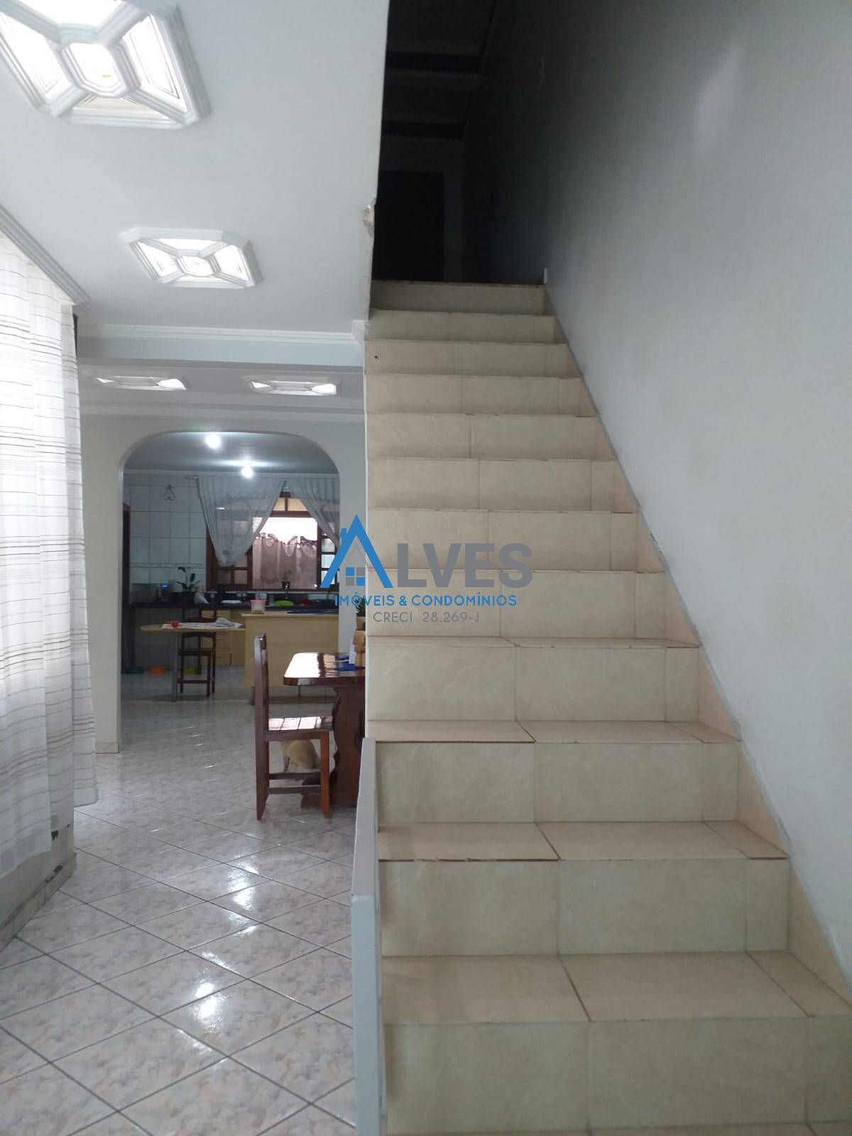 Casa à venda com 3 quartos, 297m² - Foto 10