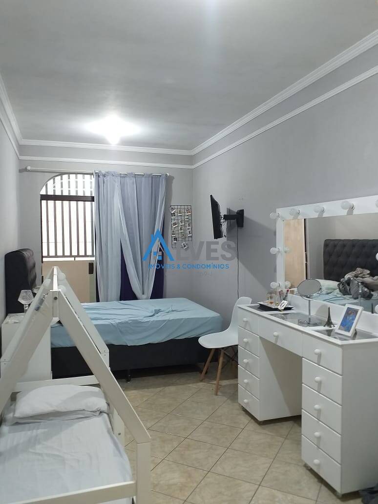 Casa à venda com 3 quartos, 297m² - Foto 20