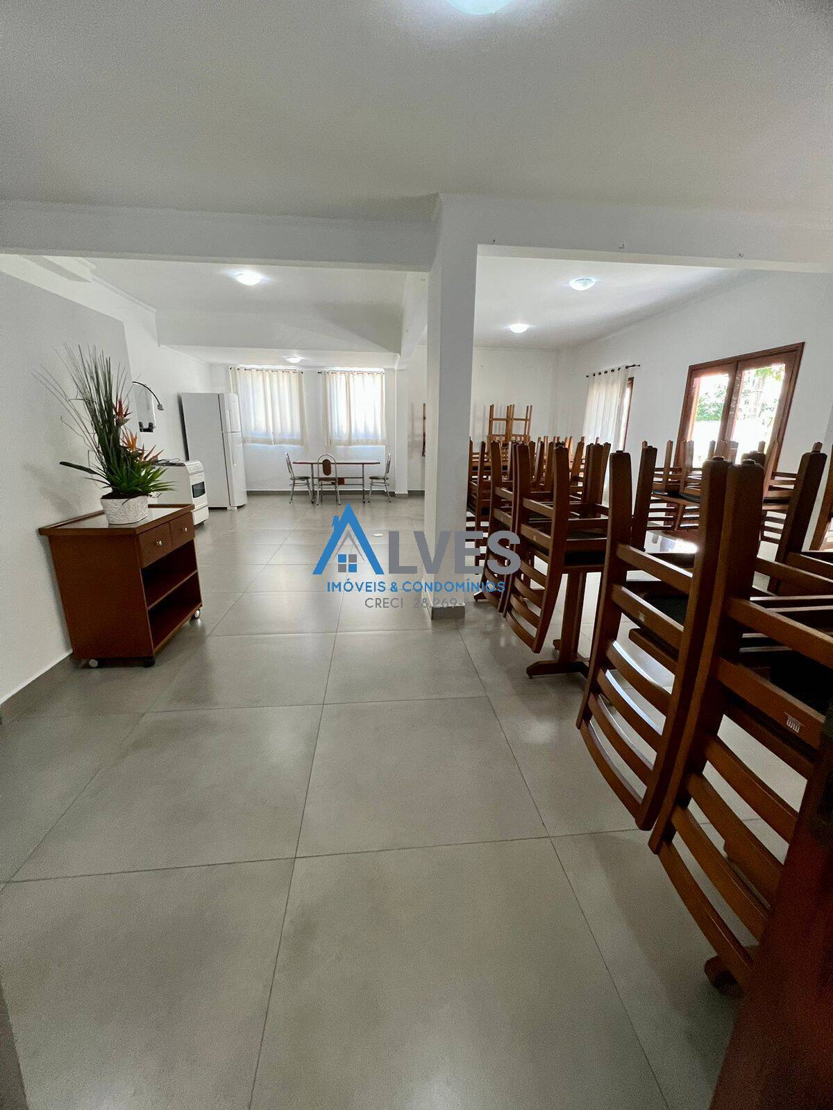 Apartamento à venda com 2 quartos, 61m² - Foto 7