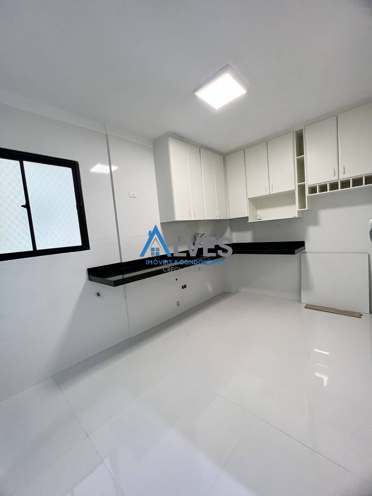 Apartamento à venda com 2 quartos, 61m² - Foto 6