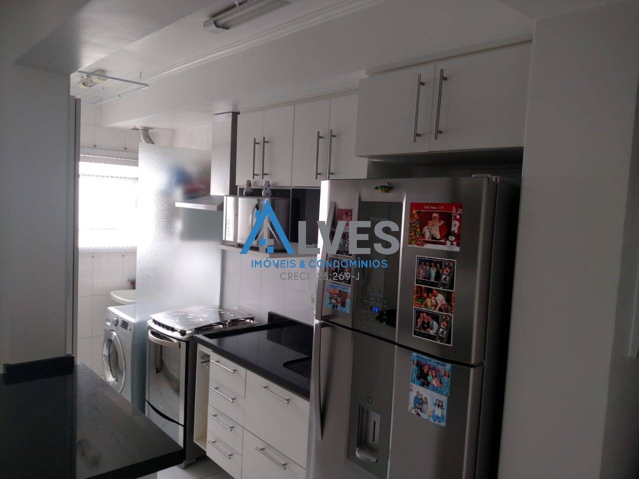 Apartamento à venda com 2 quartos, 84m² - Foto 2