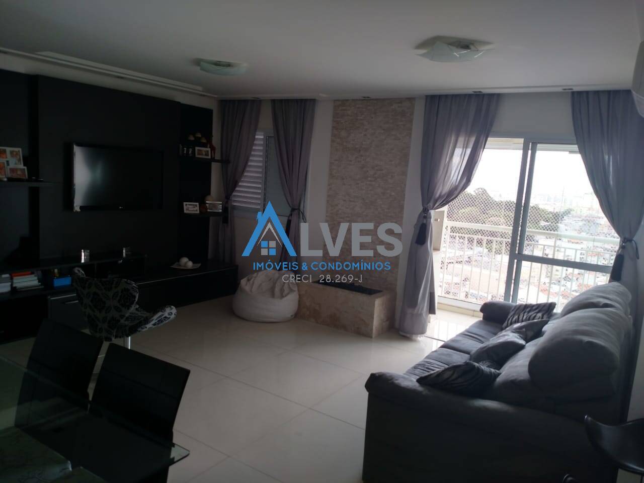 Apartamento à venda com 2 quartos, 84m² - Foto 4