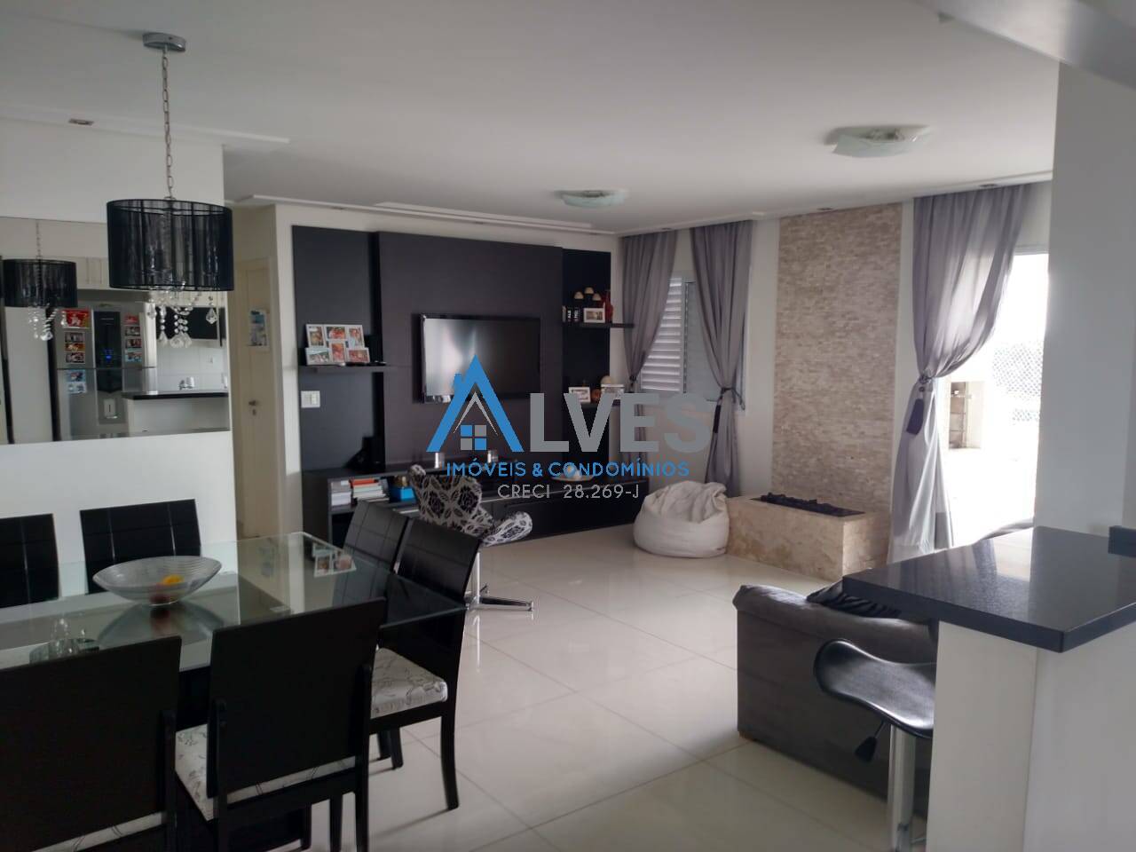 Apartamento à venda com 2 quartos, 84m² - Foto 6