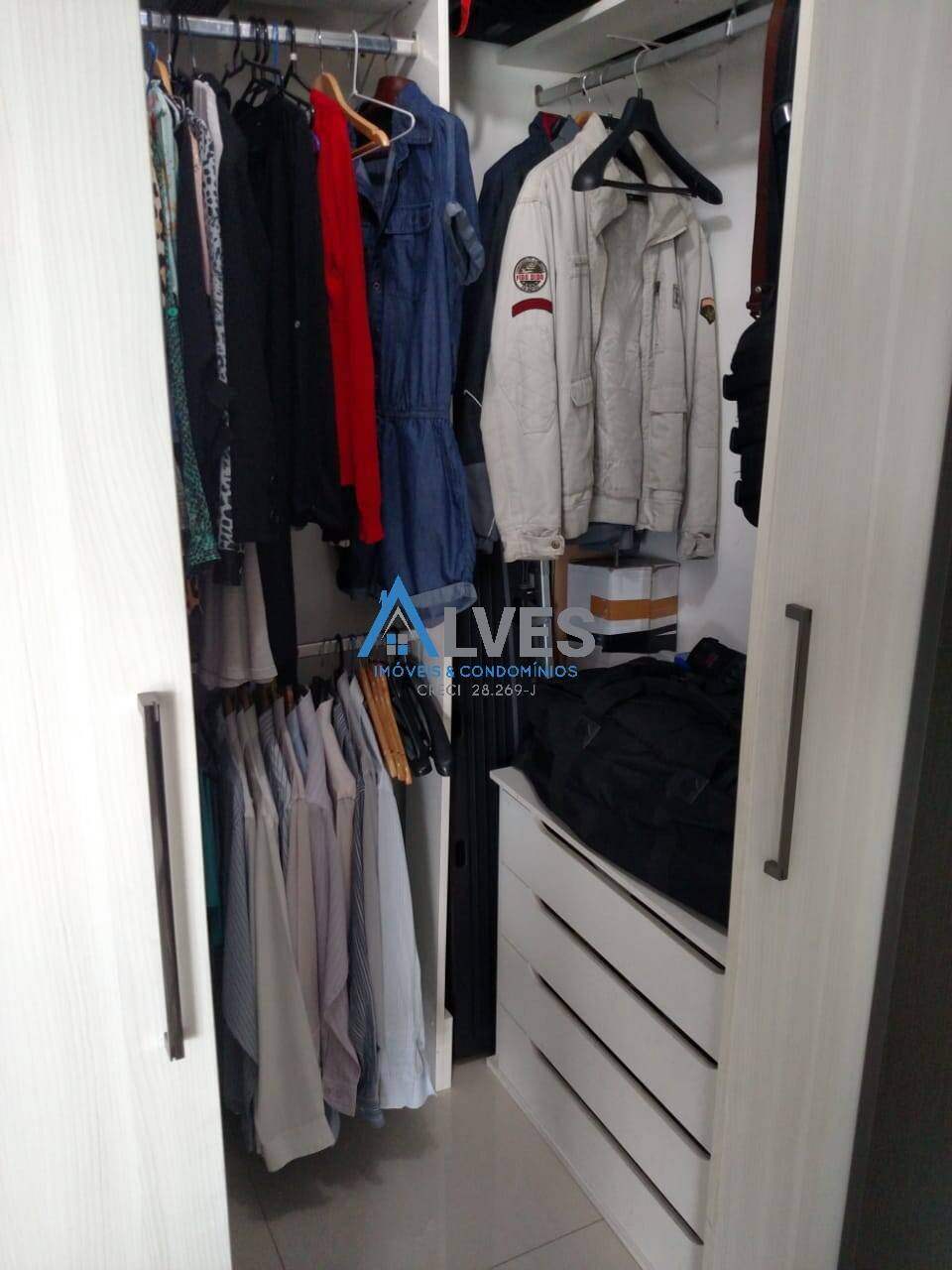 Apartamento à venda com 2 quartos, 84m² - Foto 18