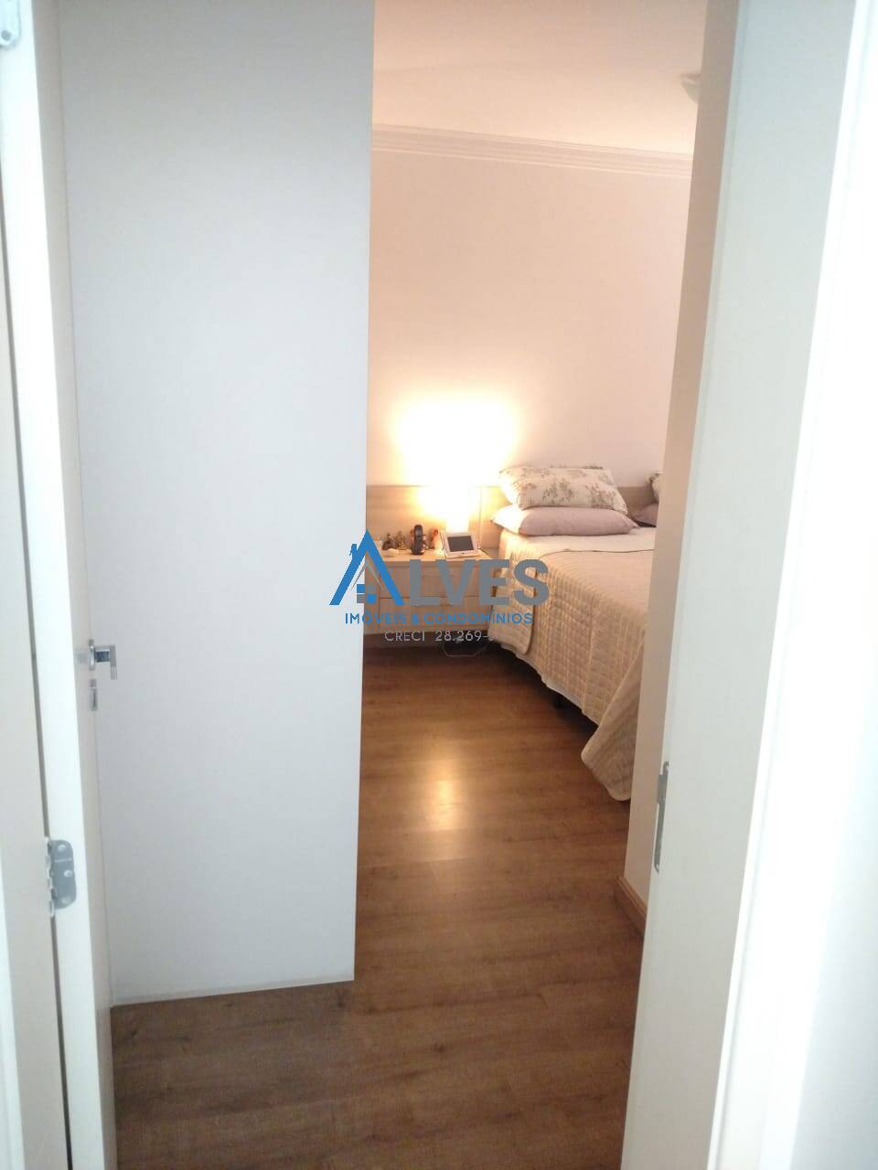 Apartamento à venda com 2 quartos, 84m² - Foto 25