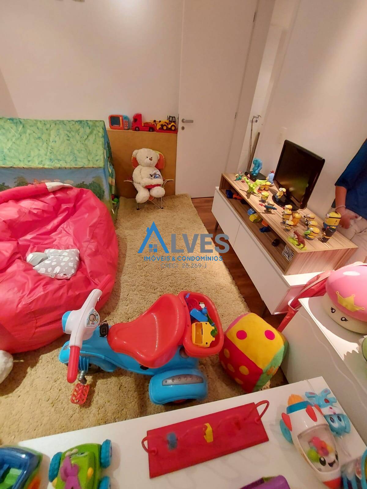 Apartamento à venda com 4 quartos, 139m² - Foto 10