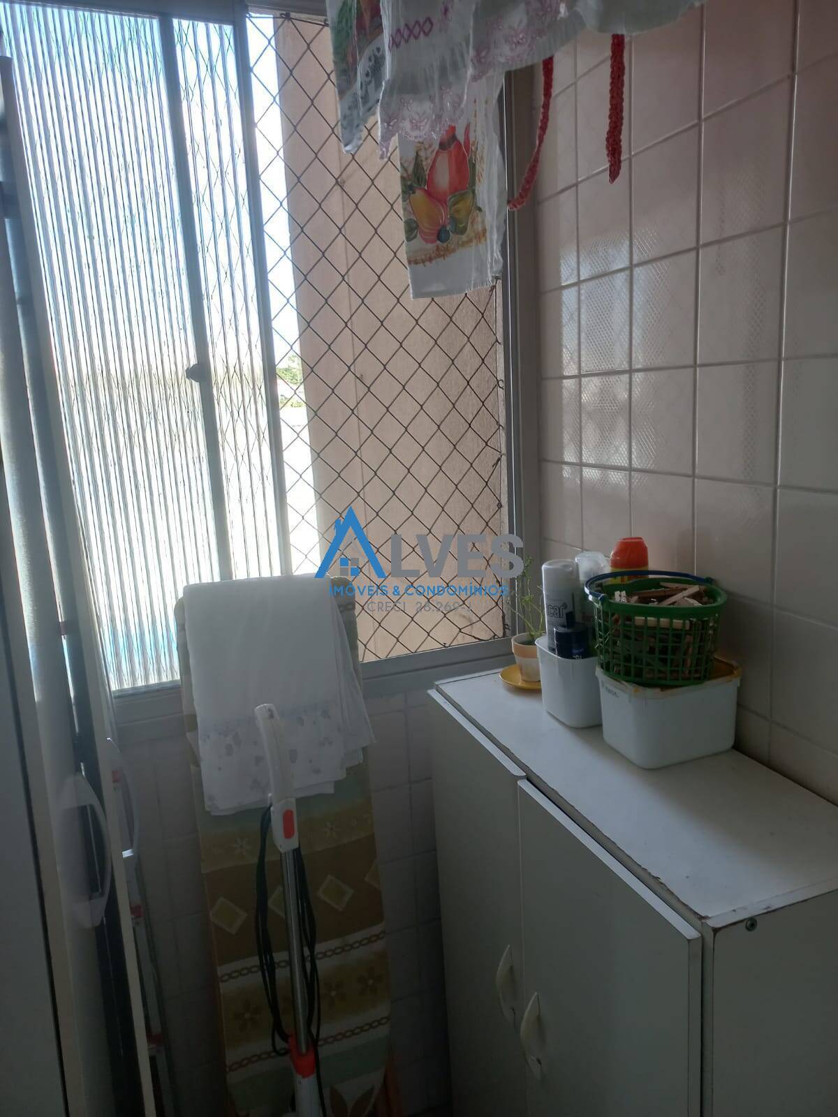 Apartamento à venda com 2 quartos, 64m² - Foto 21