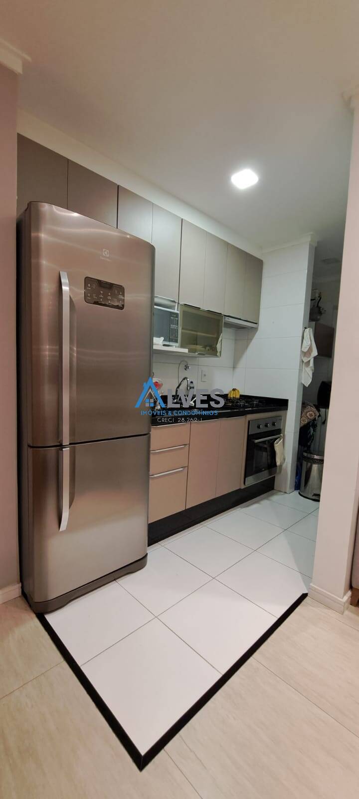 Apartamento à venda com 2 quartos, 55m² - Foto 5