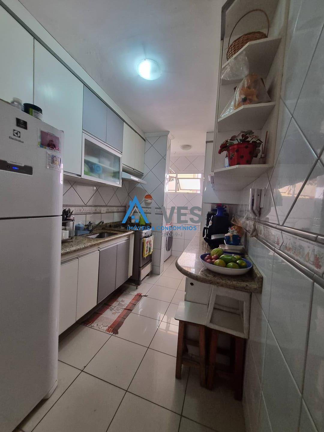 Apartamento à venda com 2 quartos, 58m² - Foto 13