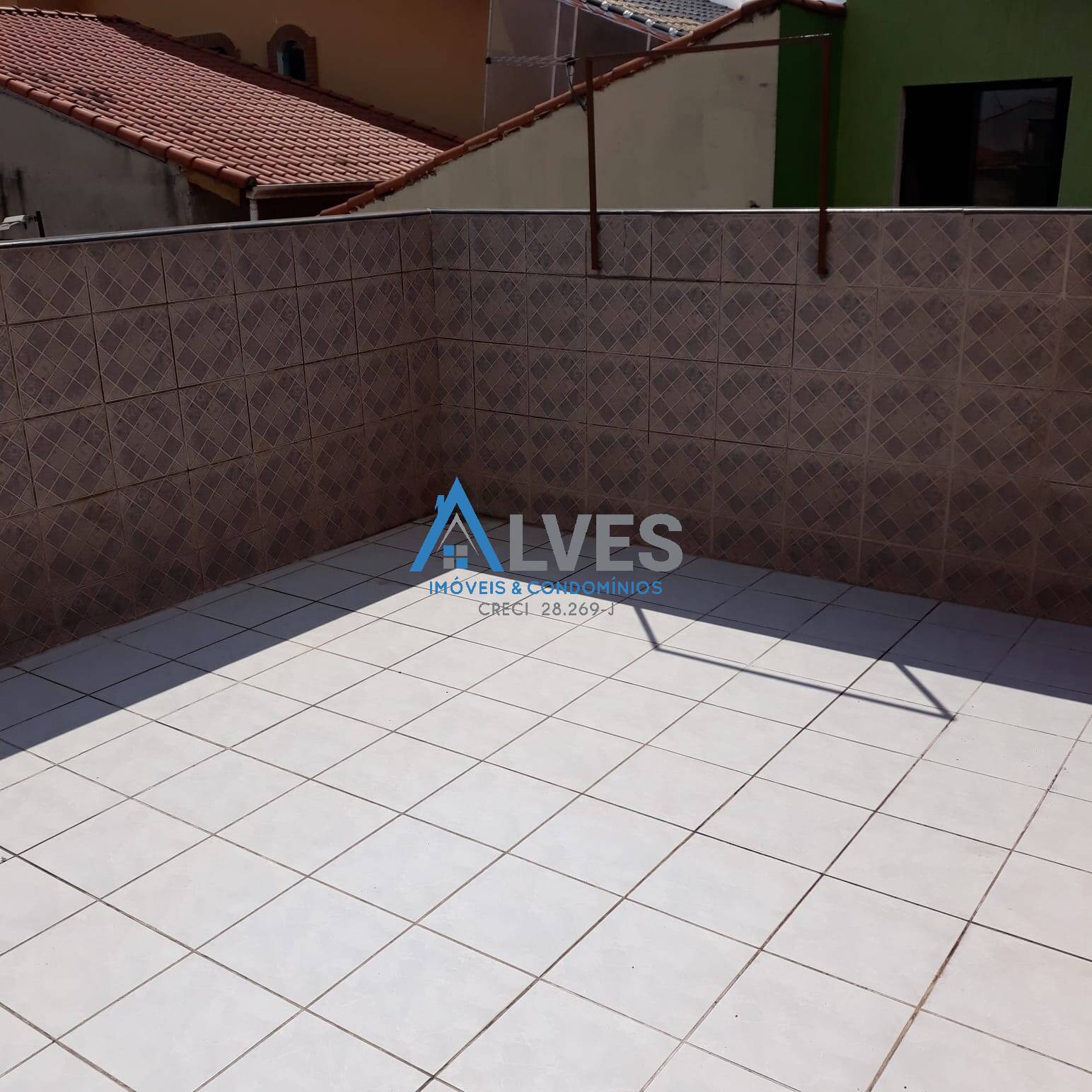 Sobrado à venda com 3 quartos, 234m² - Foto 2