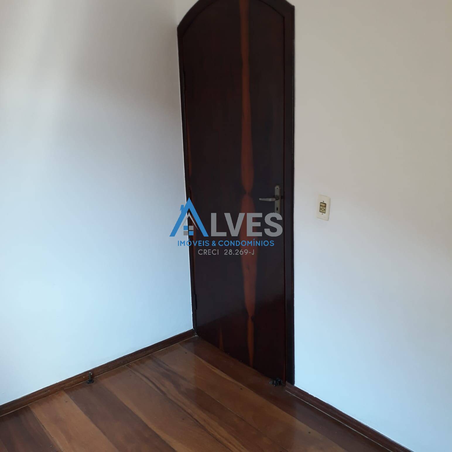 Sobrado à venda com 3 quartos, 234m² - Foto 38