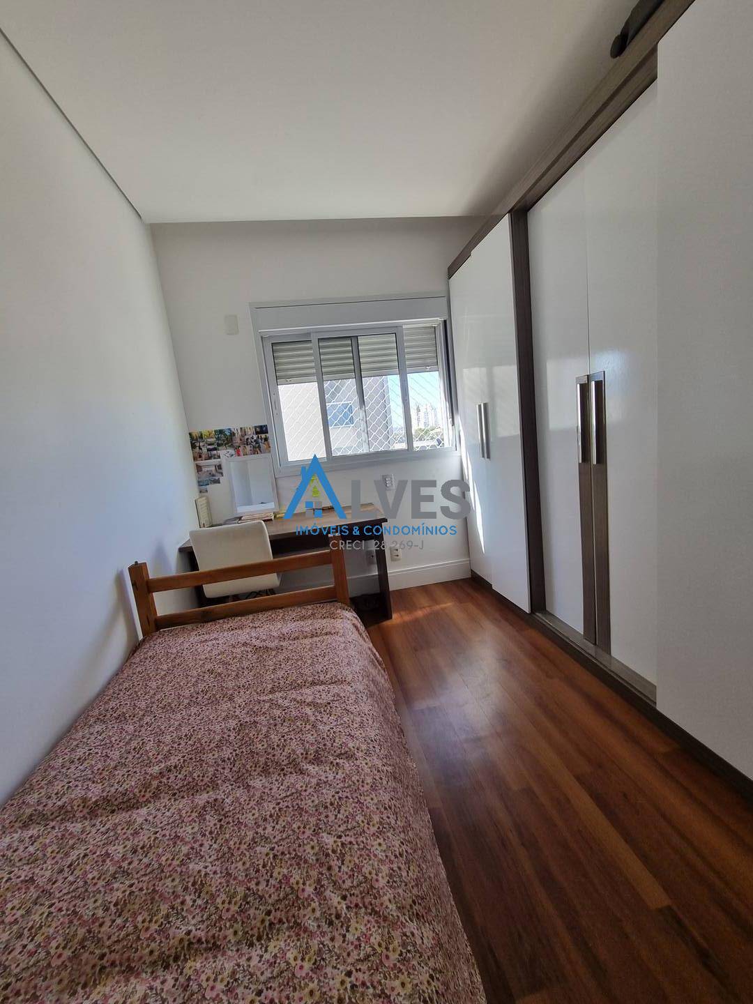 Apartamento à venda com 3 quartos, 94m² - Foto 31