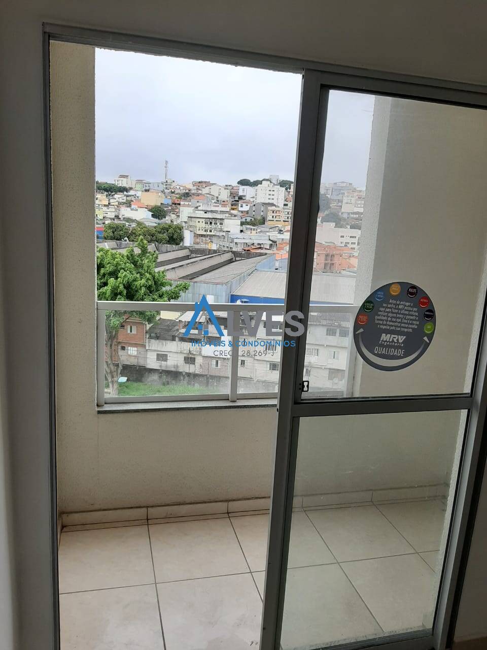 Apartamento à venda com 2 quartos, 52m² - Foto 4