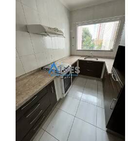 Sobrado à venda com 3 quartos, 247m² - Foto 3